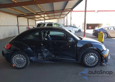 2013 Volkswagen Beetle 2.5L из США, поврежденный, VIN 3VWJX7AT8DM688766